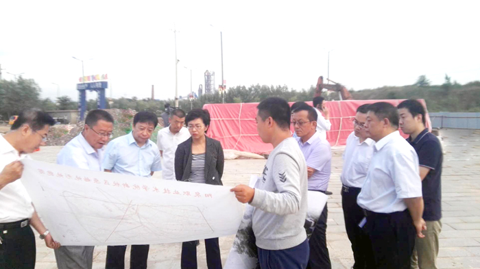雷健坤市長視察工地網站圖.jpg